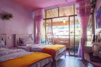 Fenghuang Lifetime True Love Hotel Exterior foto